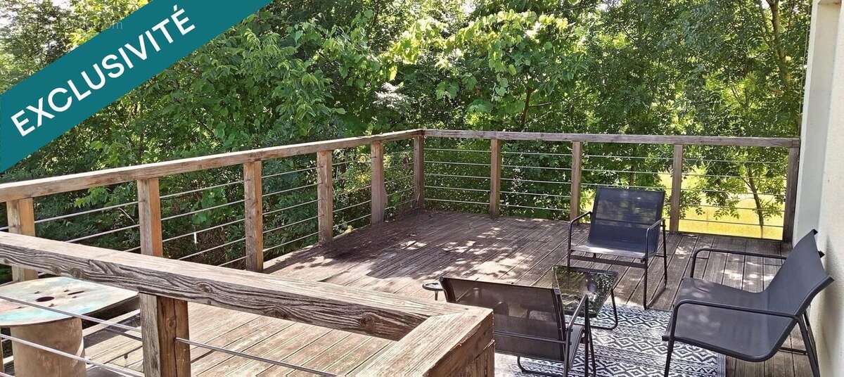 Photo 3 - Maison à SAINT-SULPICE