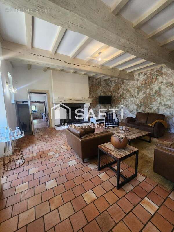 Photo 7 - Maison à NUEIL-LES-AUBIERS