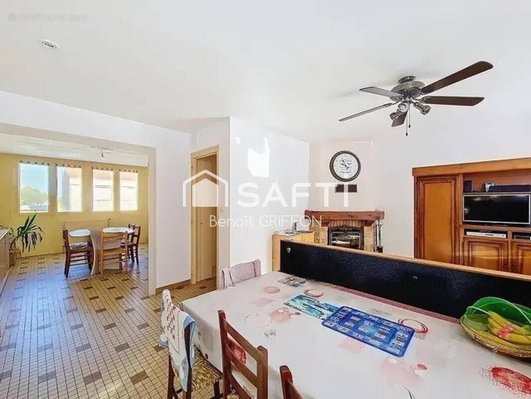 Photo 2 - Maison à LA VERRIE