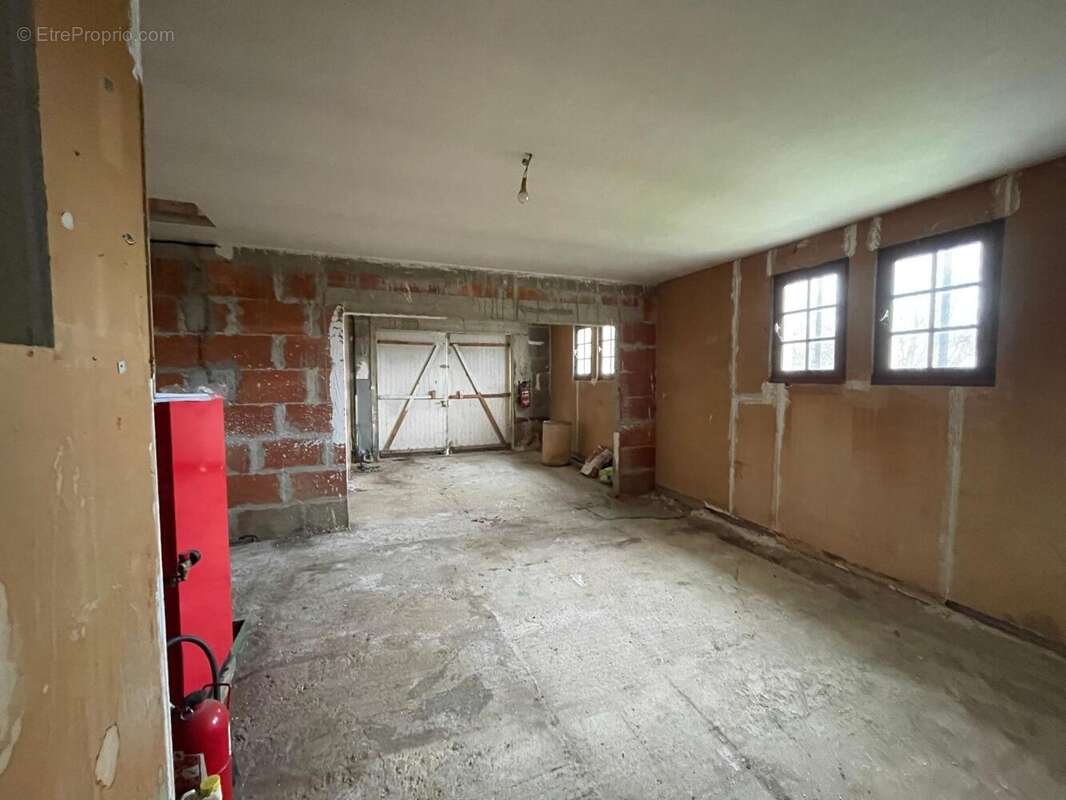 Photo 8 - Maison à ROULLET-SAINT-ESTEPHE