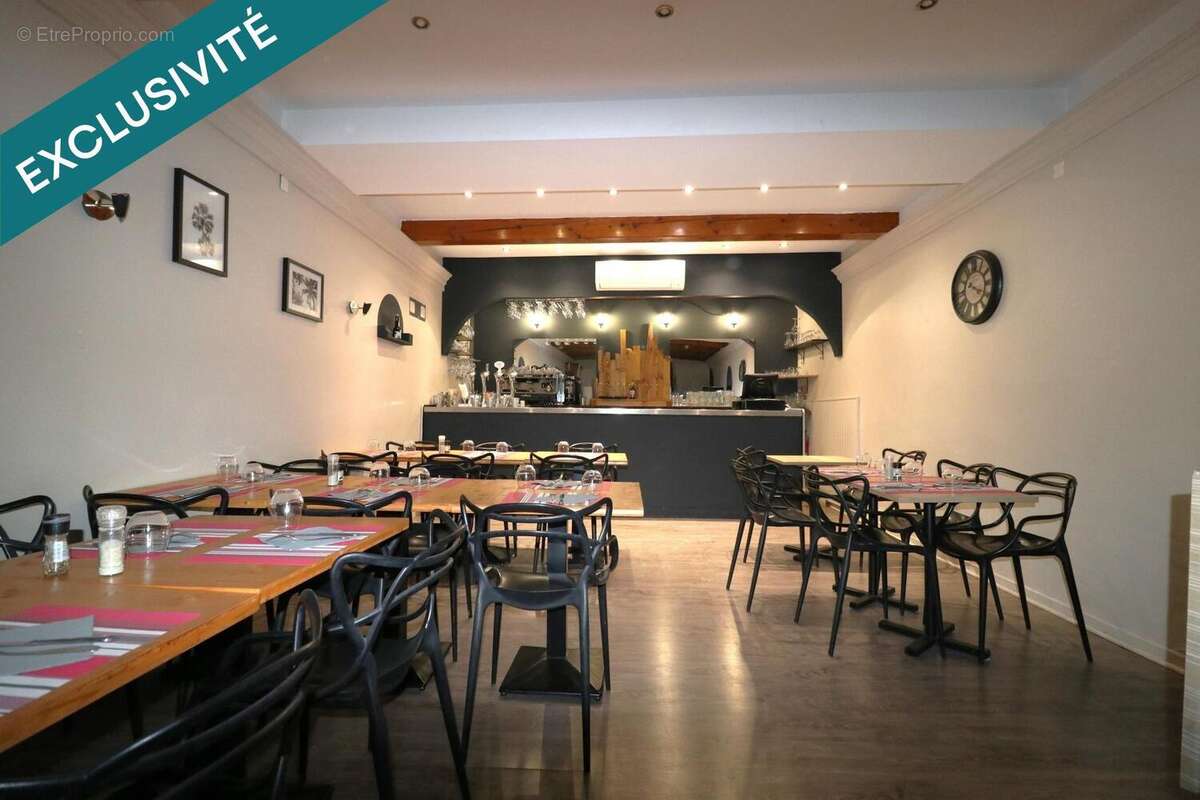 Photo 2 - Commerce à LA ROQUE-D&#039;ANTHERON