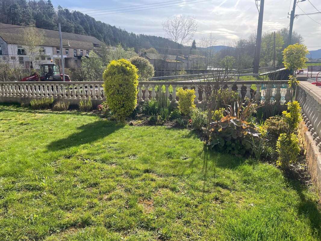 Photo 7 - Maison à POUXEUX