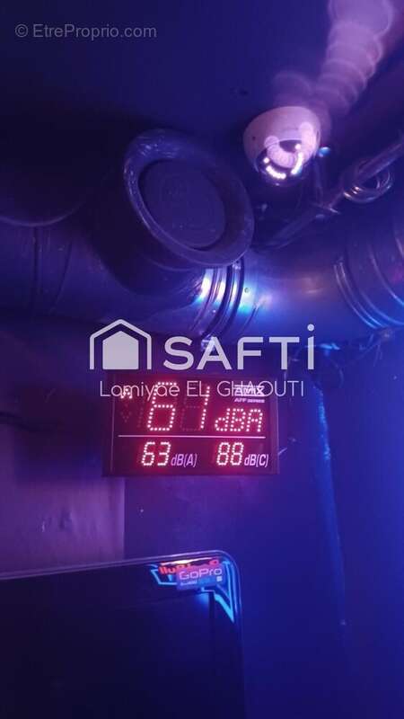 Photo 2 - Commerce à PARIS-11E