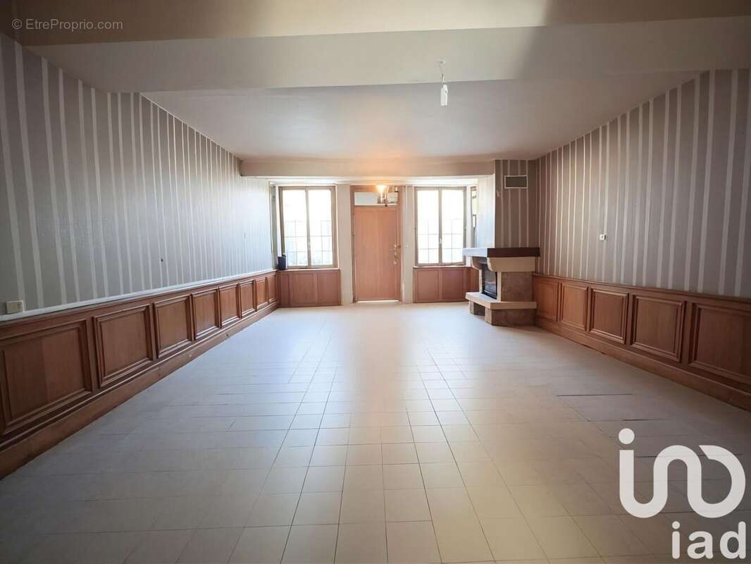 Photo 4 - Maison à SAINT-LAURENT-DE-CHAMOUSSET