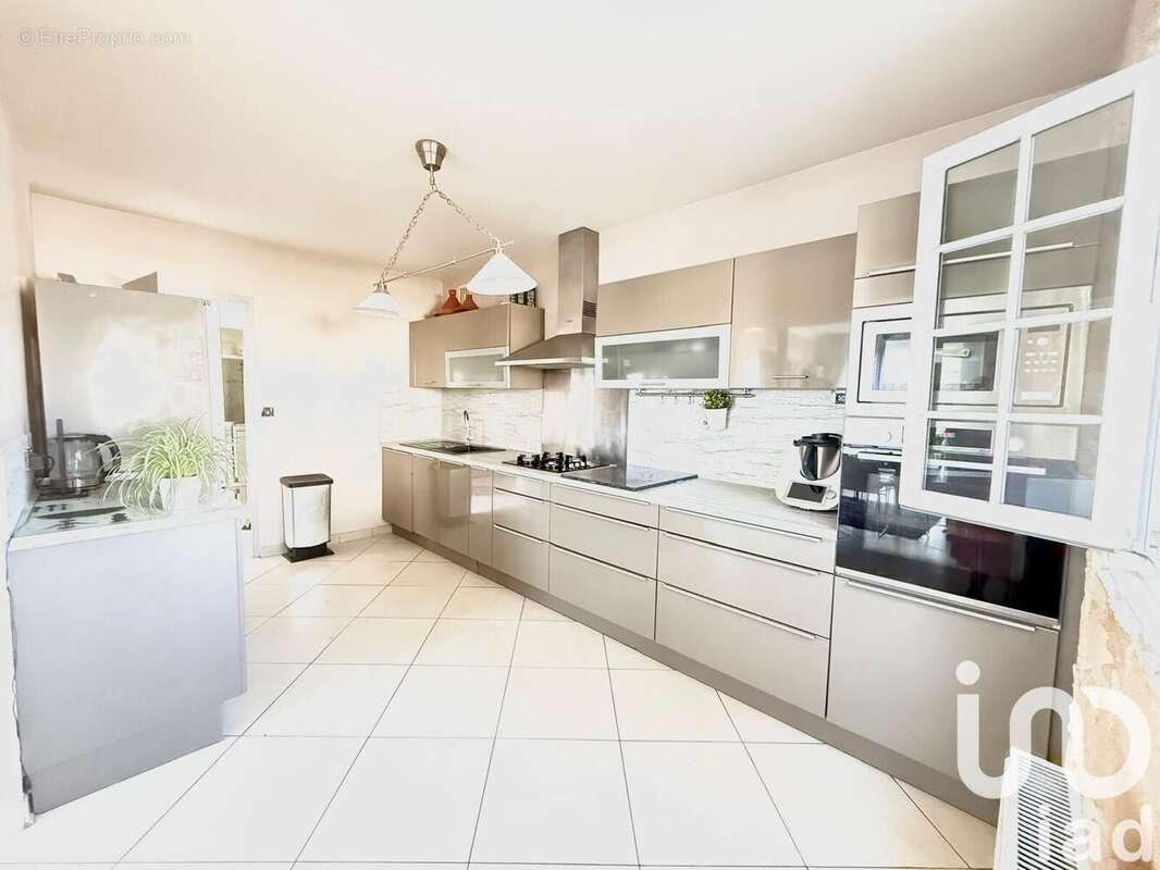 Photo 7 - Maison à CHANTELOUP-LES-VIGNES