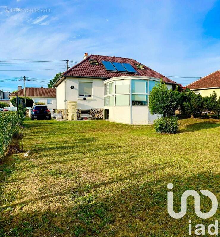 Photo 1 - Maison à OISSEL