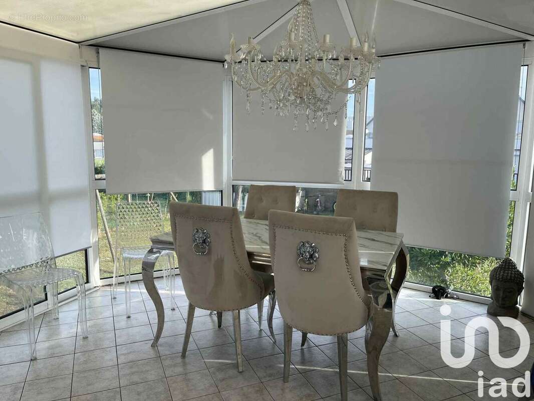 Photo 6 - Maison à OISSEL