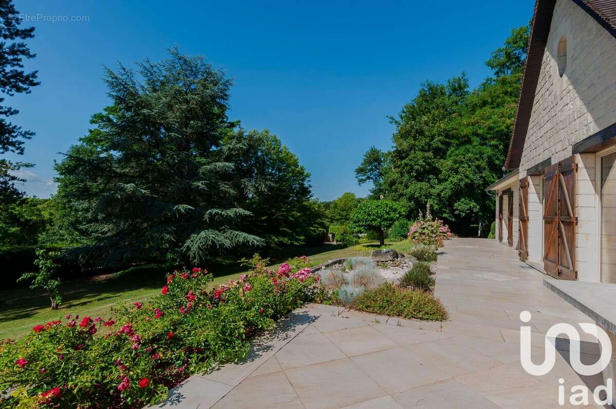 Photo 3 - Maison à AUMONT-EN-HALATTE