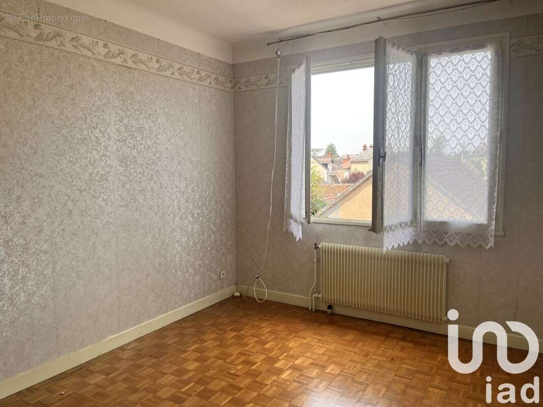 Photo 8 - Appartement à BOURBON-LANCY