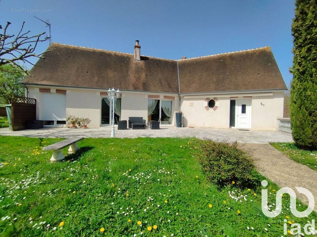 Photo 1 - Maison à SAINT-OUEN