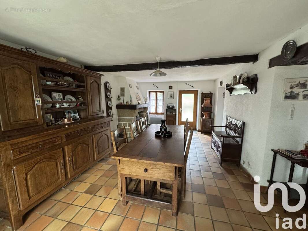 Photo 3 - Maison à LES GRANDS-CHEZEAUX