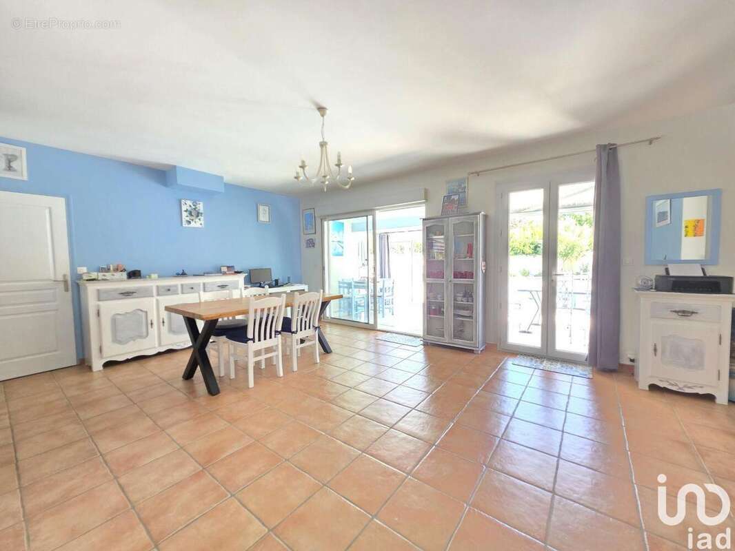 Photo 6 - Maison à CHAILLEVETTE