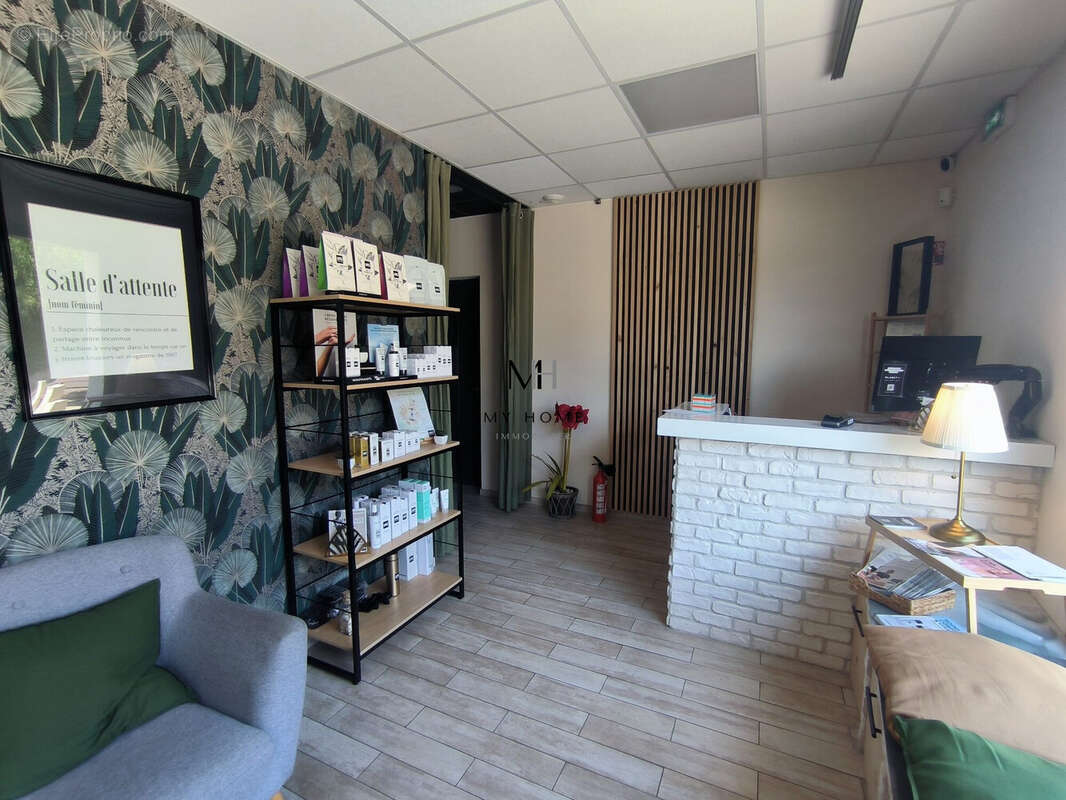 centre de soins - Commerce à ARCONNAY