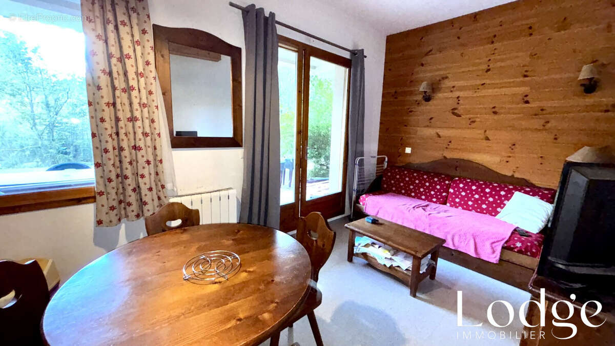 Appartement à PELVOUX