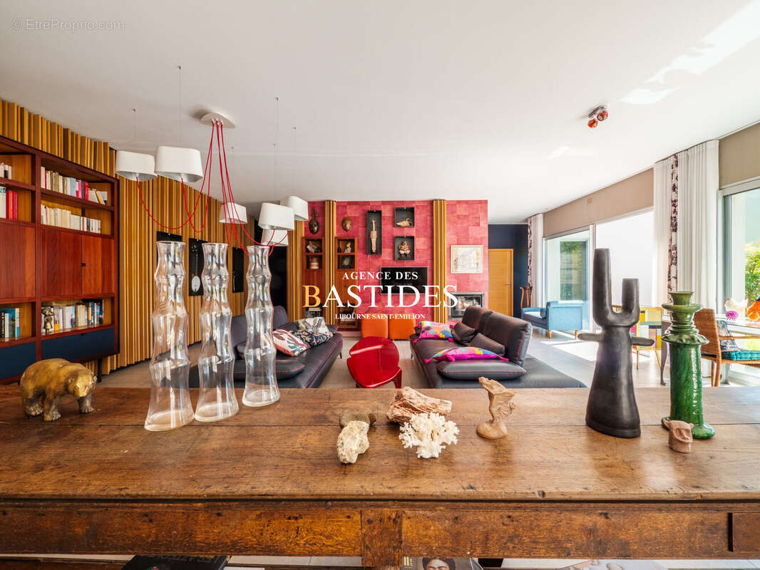 Maison à SAINT-EMILION