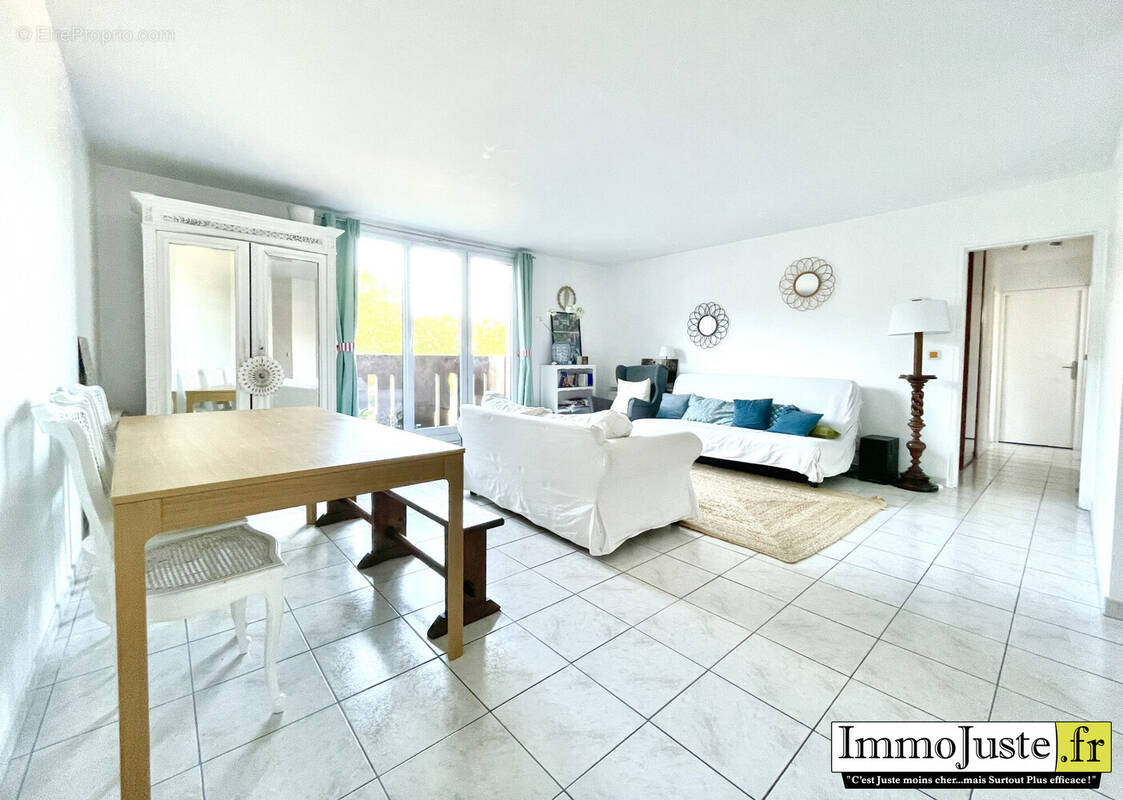 Appartement à MONTIGNY-LE-BRETONNEUX