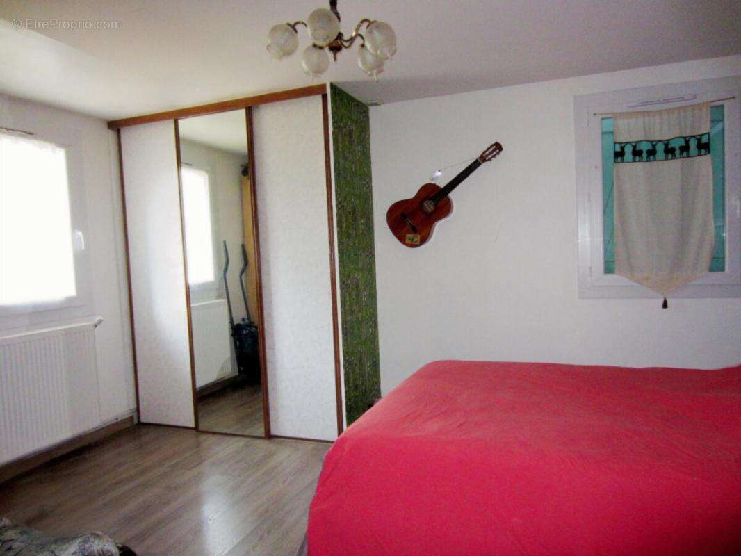 Maison à BELIN-BELIET