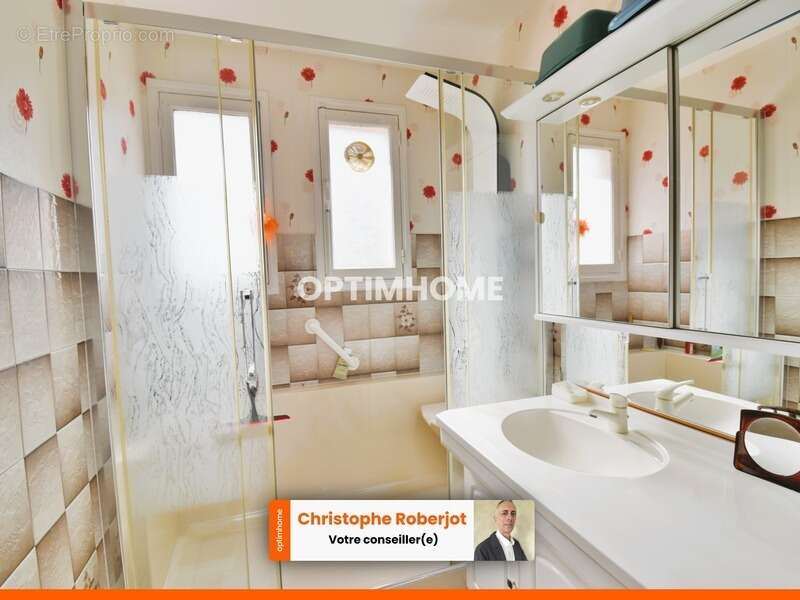 Maison à CHAMPFORGEUIL