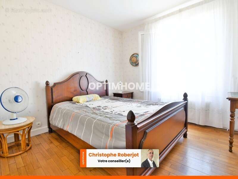 Maison à CHAMPFORGEUIL