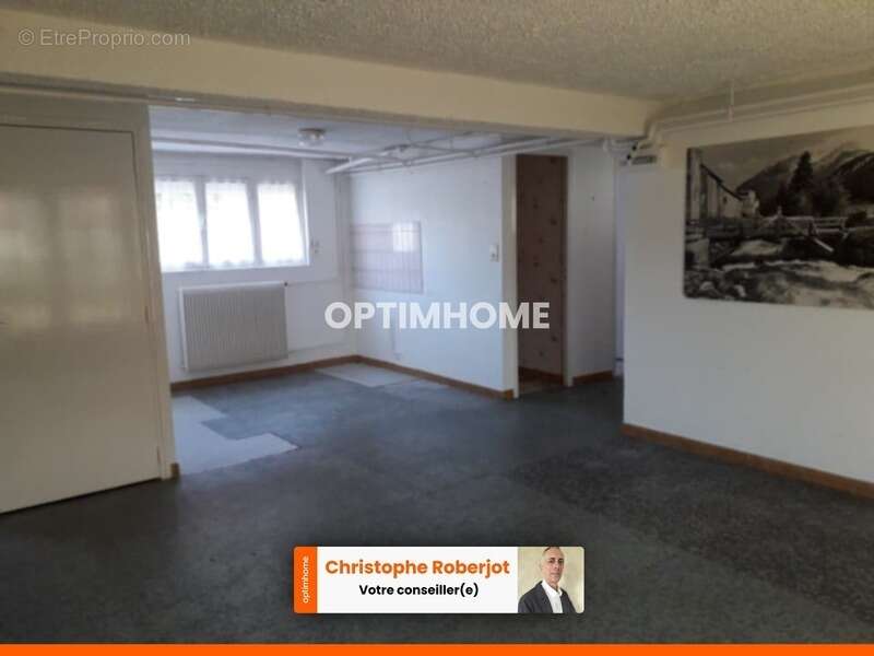 Maison à CHAMPFORGEUIL