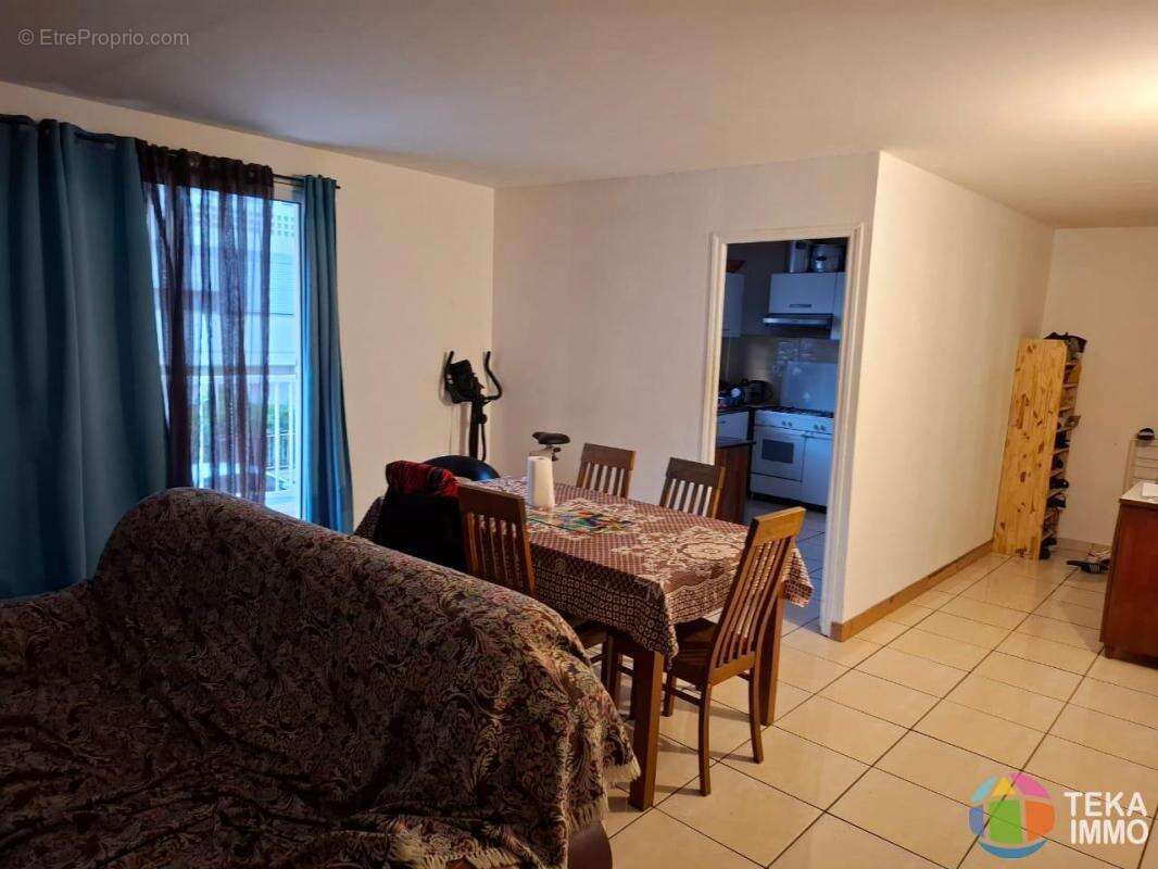 Appartement à SAINT-DENIS