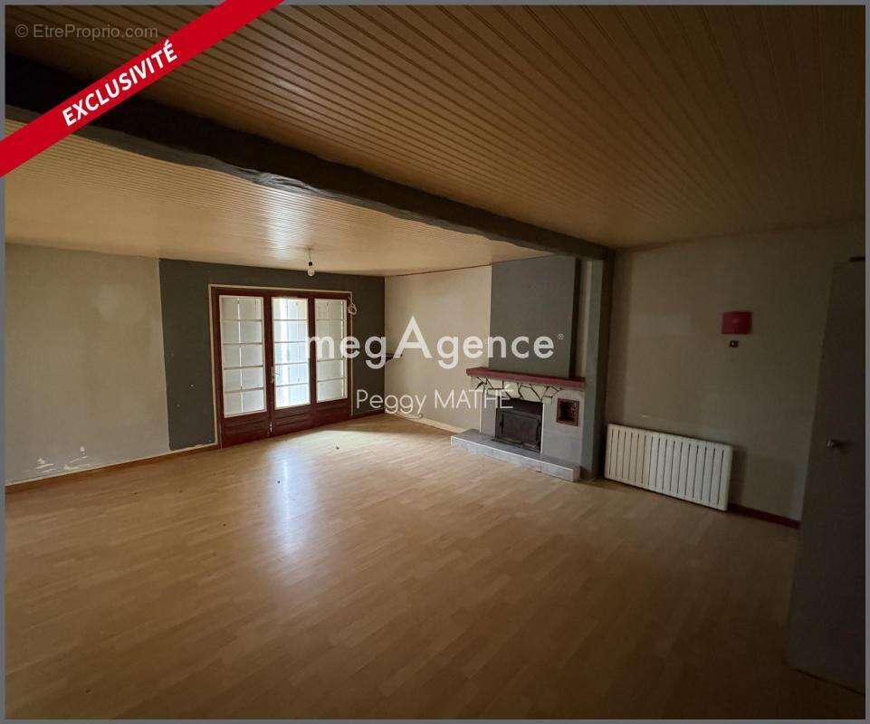 Maison à SAINT-DENIS-DU-PAYRE