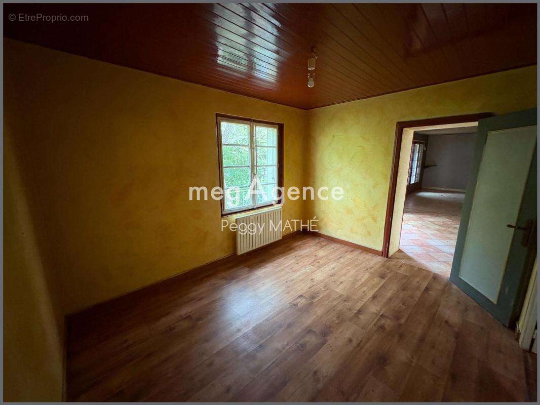 Maison à SAINT-DENIS-DU-PAYRE