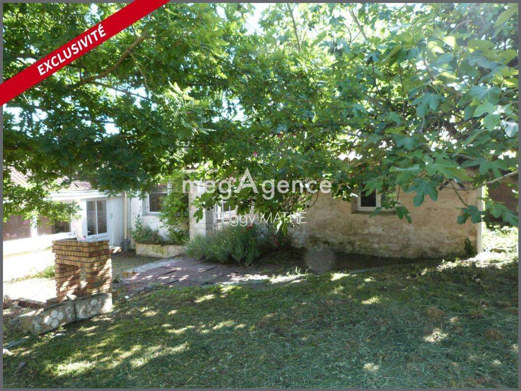 Maison à SAINT-DENIS-DU-PAYRE