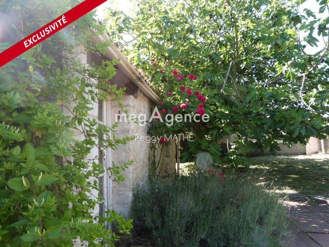 Maison à SAINT-DENIS-DU-PAYRE