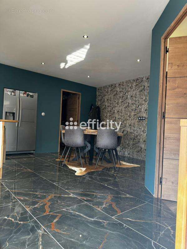 Maison à BRUAY-SUR-L&#039;ESCAUT