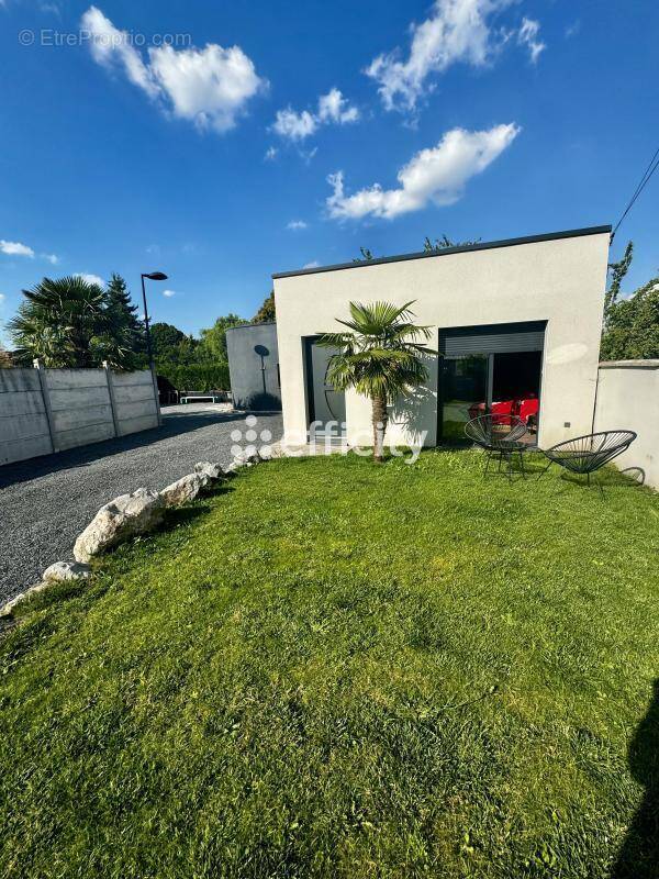 Maison à BRUAY-SUR-L&#039;ESCAUT