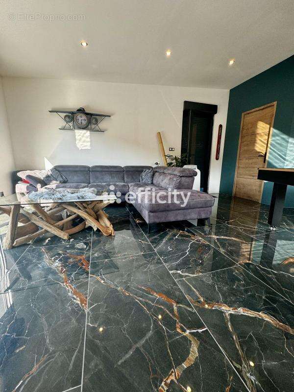 Maison à BRUAY-SUR-L&#039;ESCAUT