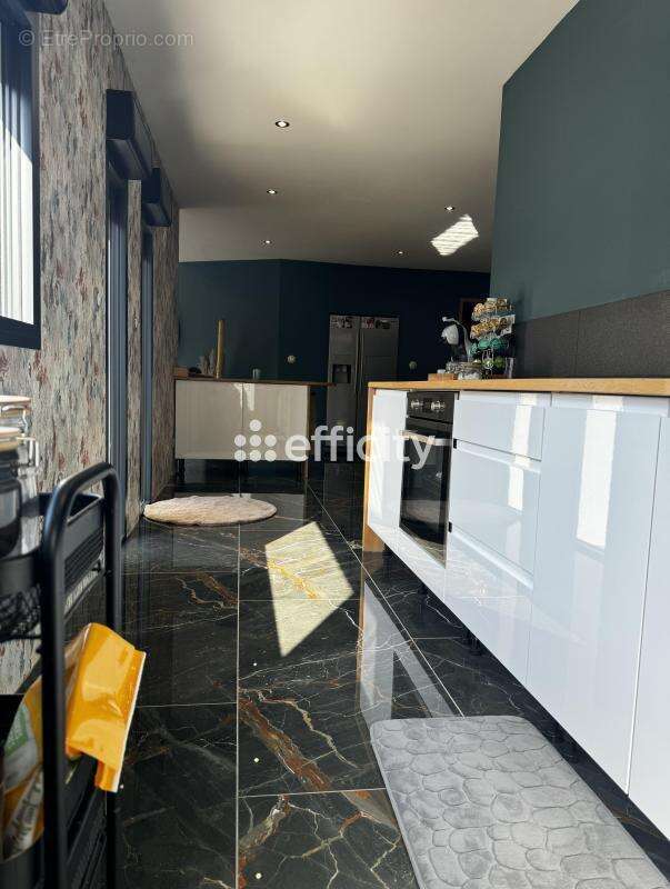 Maison à BRUAY-SUR-L&#039;ESCAUT