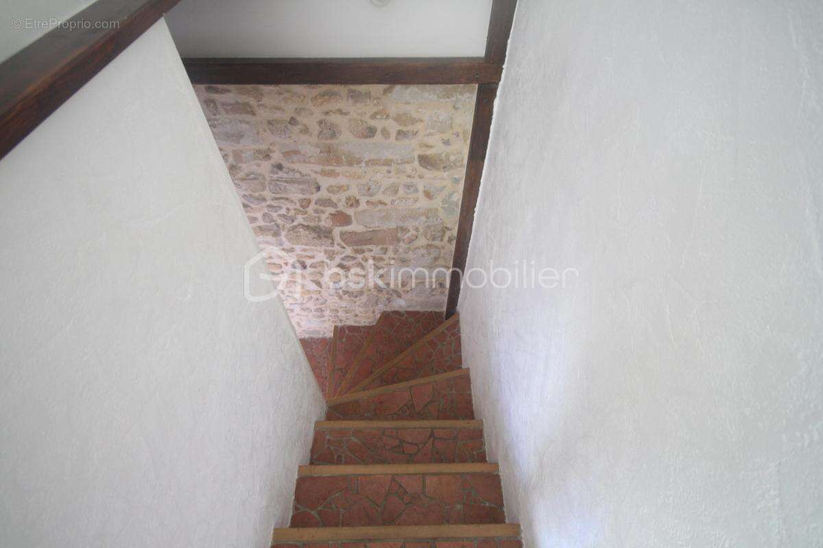 Appartement à BAULNE