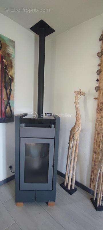 Maison à FIGANIERES