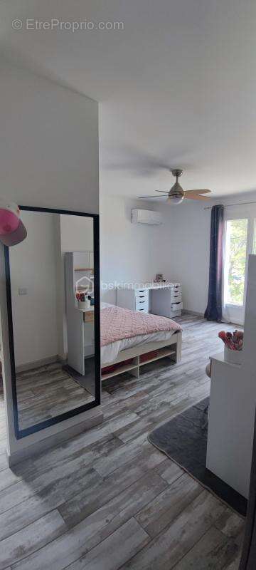 Maison à FIGANIERES