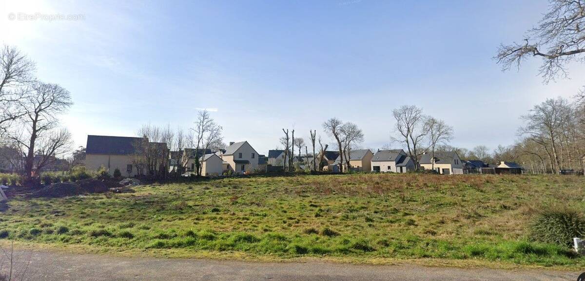 Terrain à LE MINIHIC-SUR-RANCE