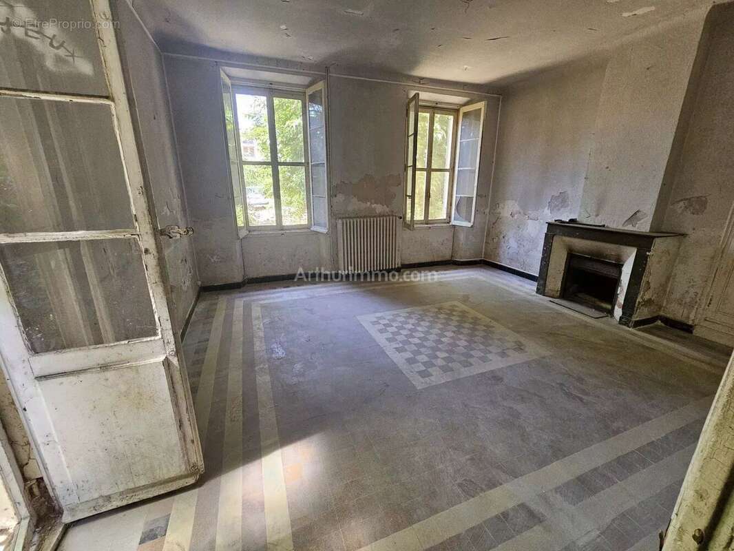 Maison à DRAGUIGNAN