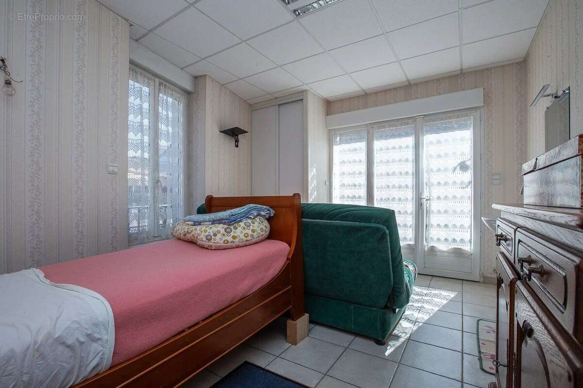 Maison à MONTALIEU-VERCIEU