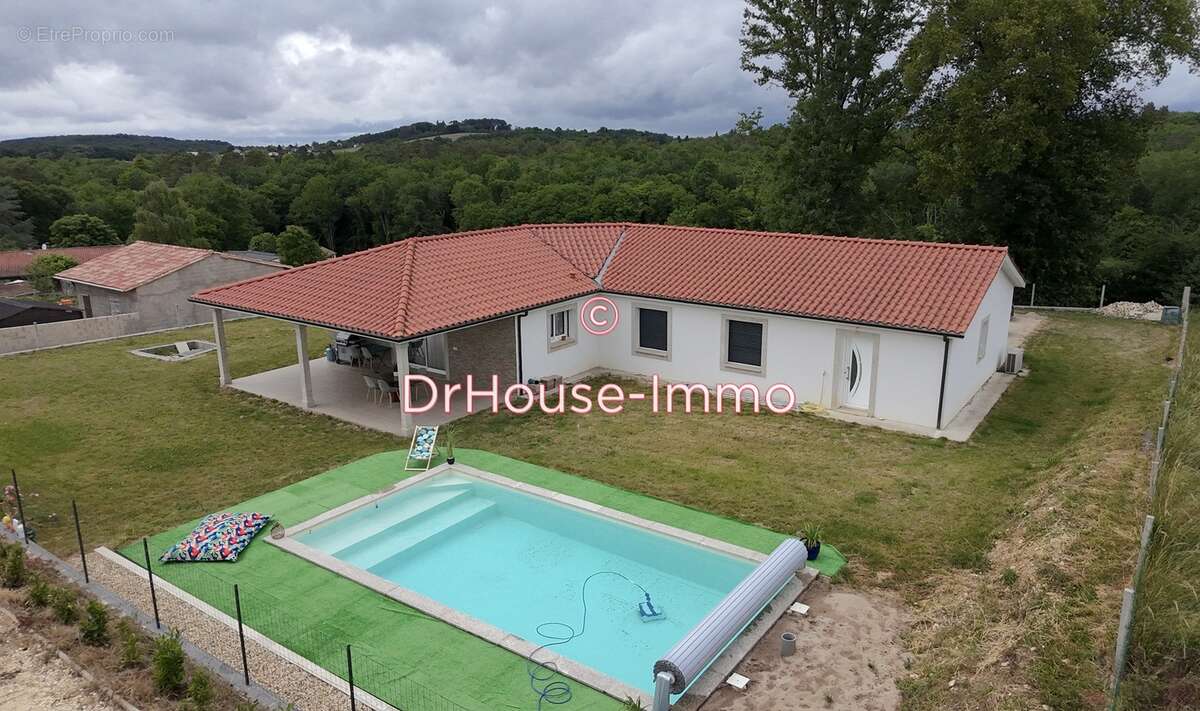 Maison à COULOUNIEIX-CHAMIERS