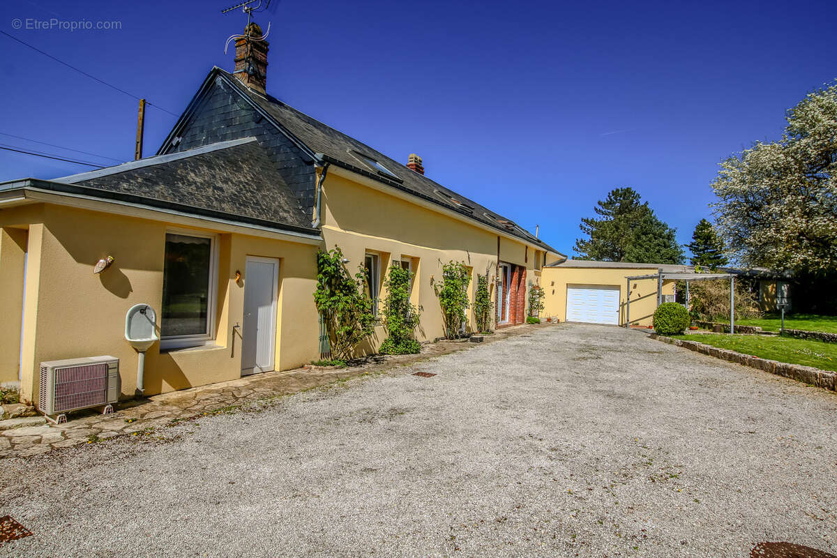 Maison à DAMMARIE