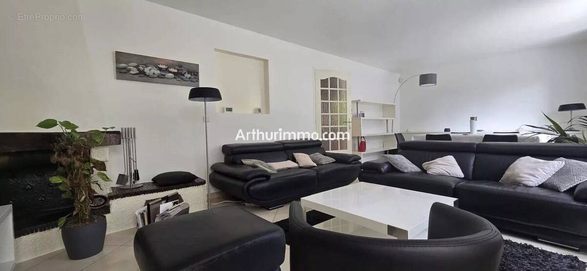 Maison à SUCY-EN-BRIE