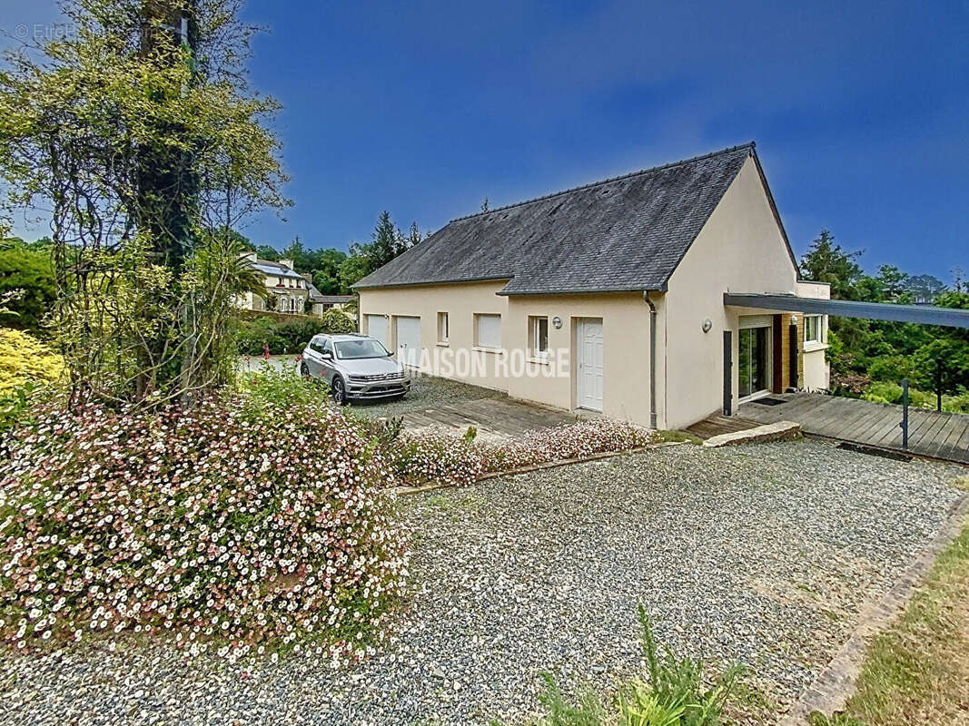 Maison à PLOURIVO