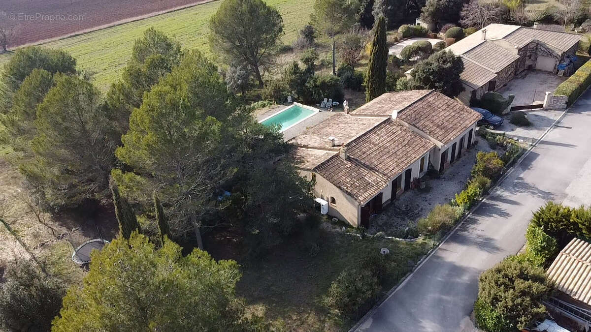 Maison à FOX-AMPHOUX