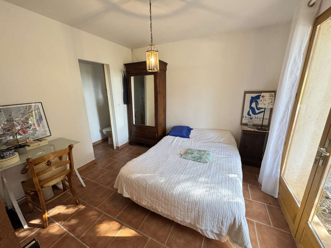 Maison à FOX-AMPHOUX