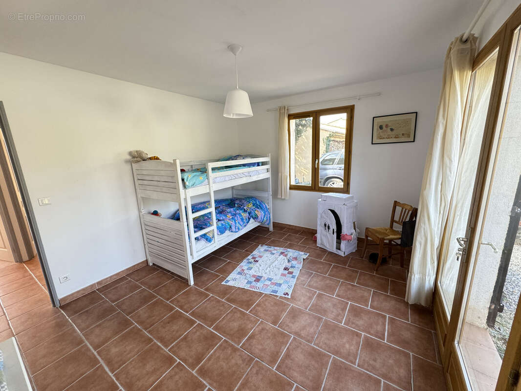 Maison à FOX-AMPHOUX