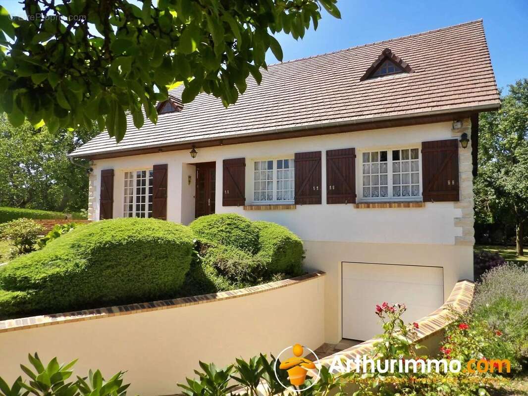 Maison à LA COUTURE-BOUSSEY