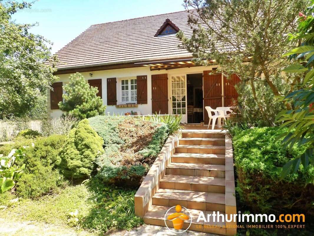 Maison à LA COUTURE-BOUSSEY