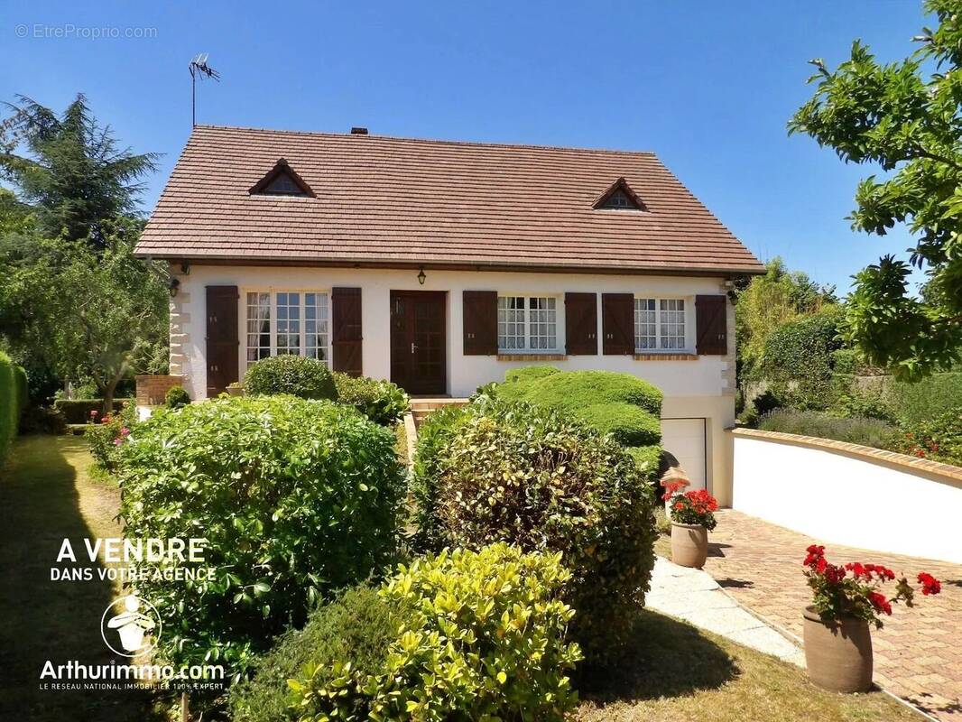 Maison à LA COUTURE-BOUSSEY