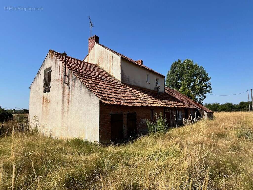Maison à JOUY-LE-POTIER